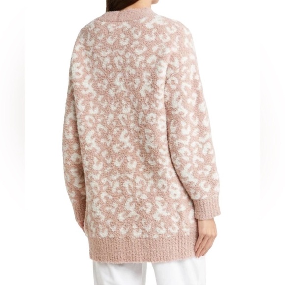 UGG Joselyn Cliff Leopard Cardigan - Picture 2 of 13